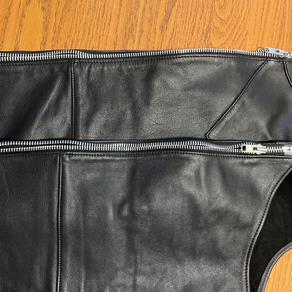 Harley Davidson excellent condition black leather chaps size small - Picture 6 of 9